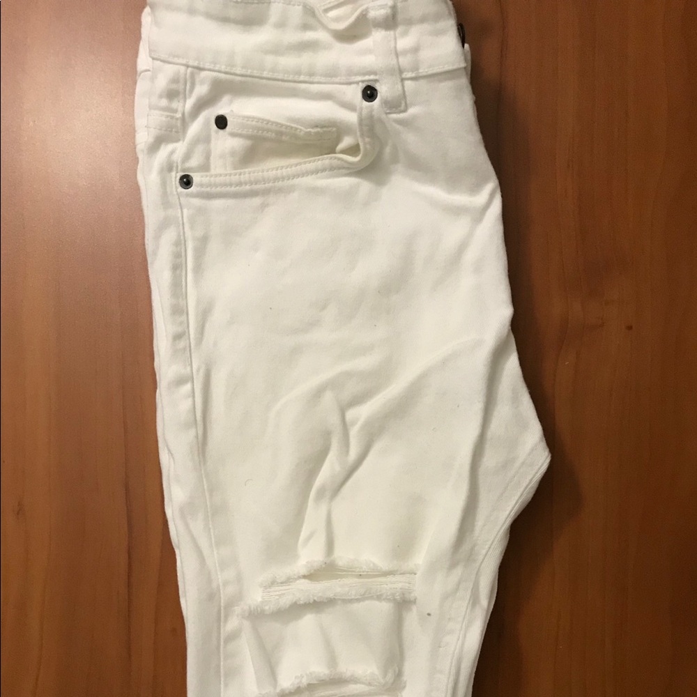 Skinny H&M ripped jeans